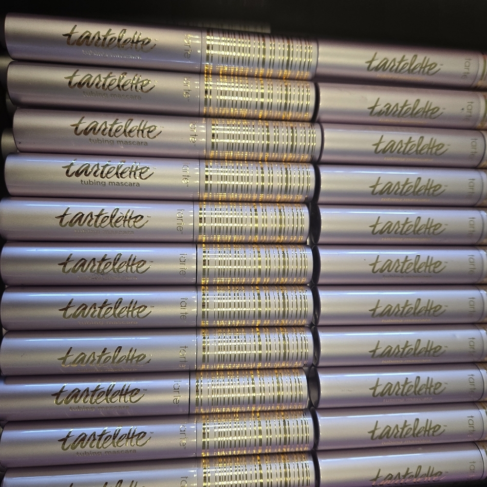 Tarte mascara, bundle of 4, two full, 2 travel sized - Picture 3 of 5